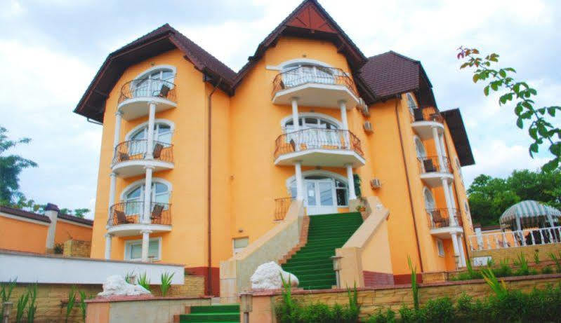 Shadow Boutique Hotel & Spa Chisináu Exterior foto
